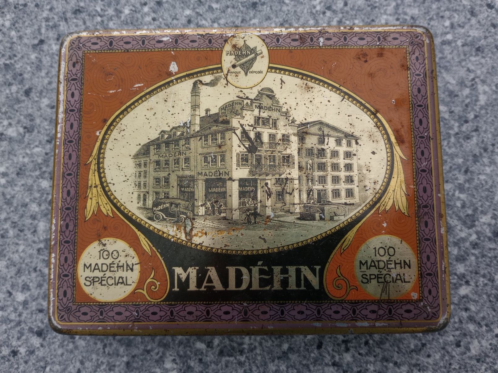Barattoli: alte Cigarettendose Madéhn – Usato da Herisau venduto da ACm9