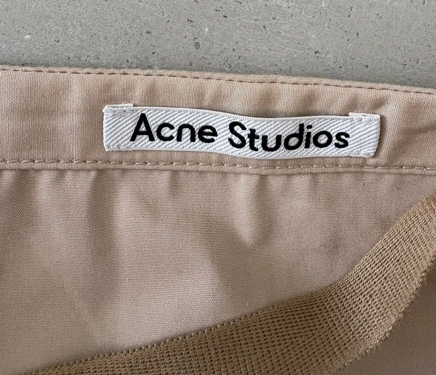 Jupes: Acne Studios Wickelrock, Gr. 40, beige – Neuf (Voir description) à Triesen par atos87 1