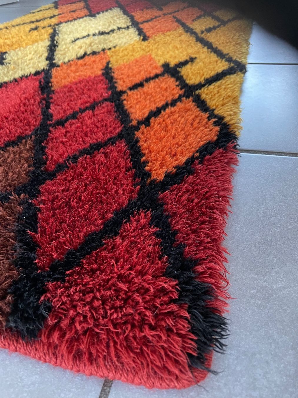 Tappetini fitness: Tapis vintage 70’ – Usato da Les Genevez JU venduto da fabliane 1