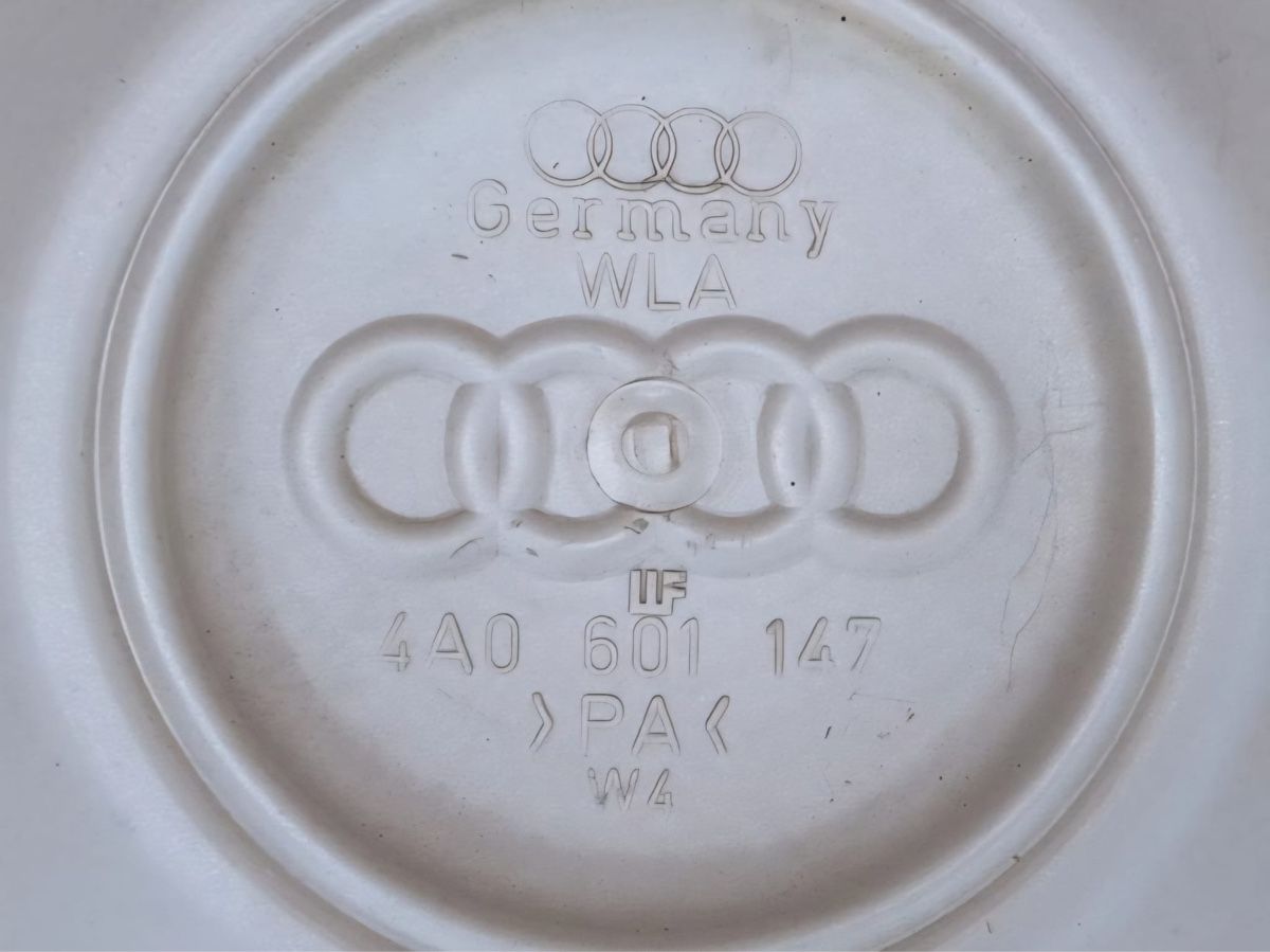 Audi Tutti pezzi di ricambio auto: Audi Original Raddeckel 15 Zoll – Nuovo (secondo la descrizione) da Hendschiken venduto da DanielaM86 1