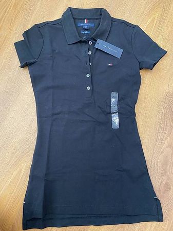 POLOSHIRT VON TOMMY HILFIGER, SCHWARZ, UNGETRAGEN