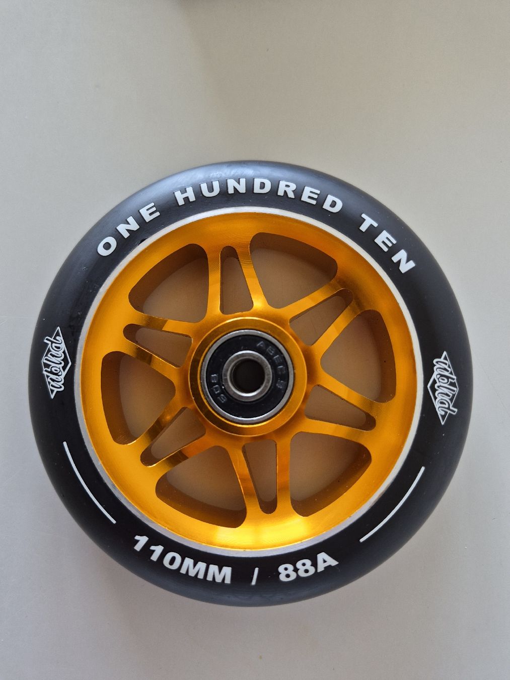 Pneumatici & Ruote complete: Scooter Rad 110mm – Usato da Basel venduto da wer_smt6