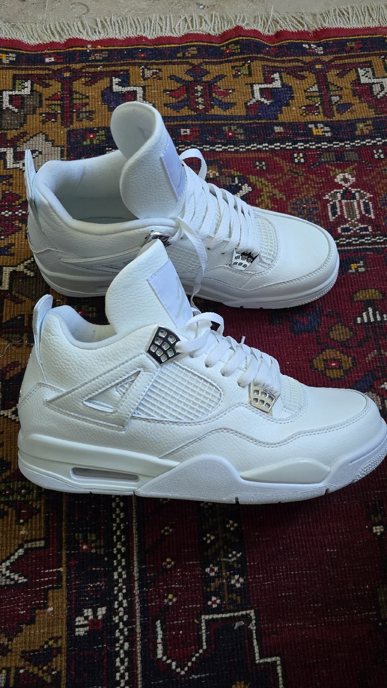 Jordan Herrenschuhe: New Air Jordan 4 – Neu (gemäss Beschreibung) aus Ittigen von cje_wp9q