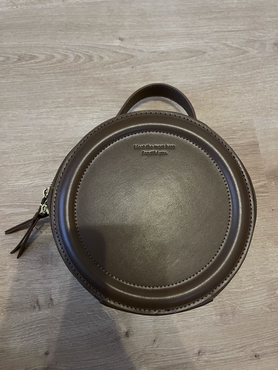 Shein Borse da donna: Trendige runde Handtasche in Braun – Usato da Bremgarten AG venduto da arl_8nbf
