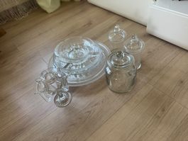 Set di piatti e vasi in vetro decorati stato usato buono