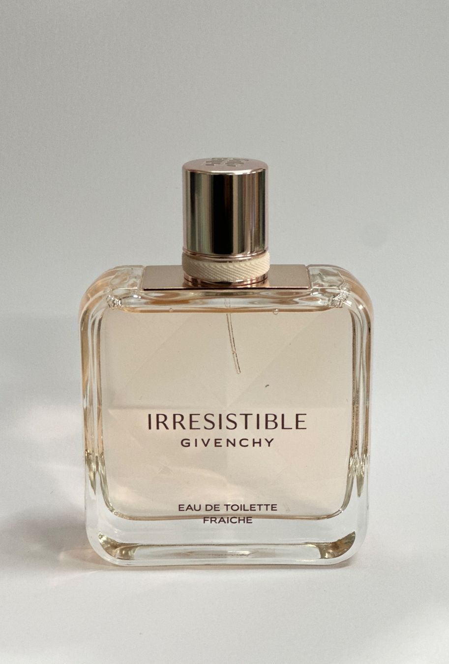 Givenchy Parfums & Eau de Toilette: Givenchy Irresistible Eau de Toilette – D'occasion à Dübendorf par Daniel_6m5g