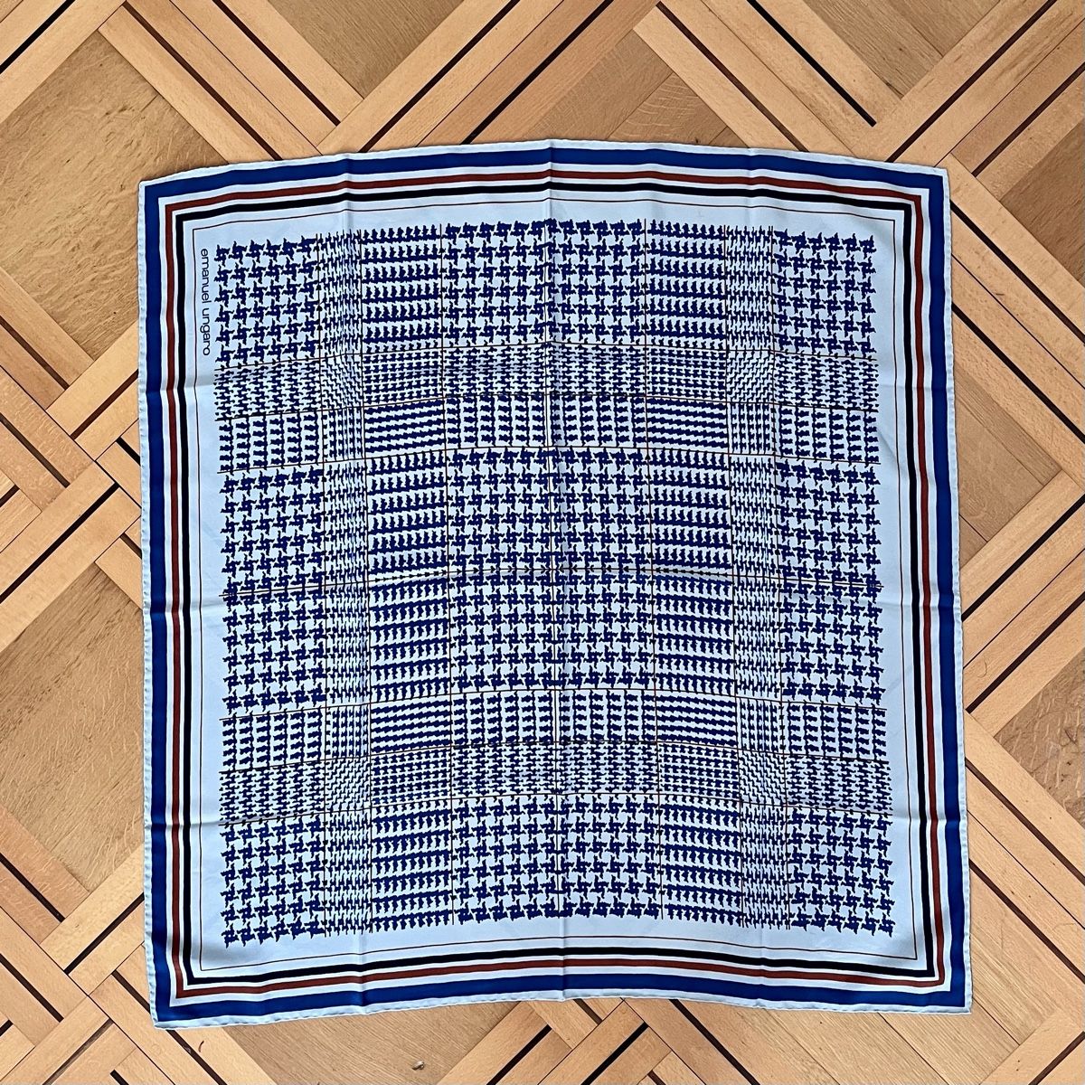 Foulard & Sciarpe: Seidenfoulard von Ungaro – Usato da Bern venduto da AnnaRobert 3