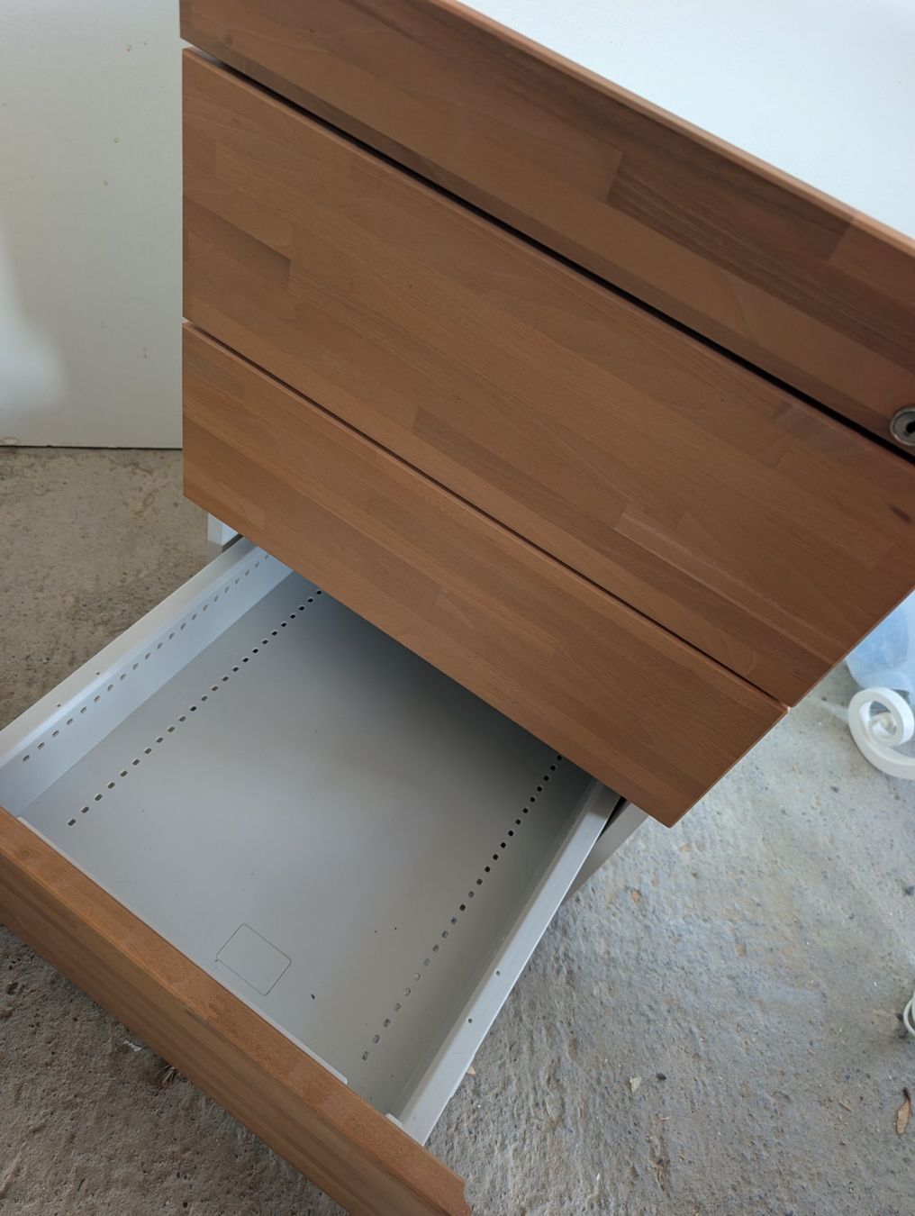 Korpus: Rollcontainer Holz mit 4 Schubladen weiss – Gebraucht aus Unterkulm von nic_72m6 2