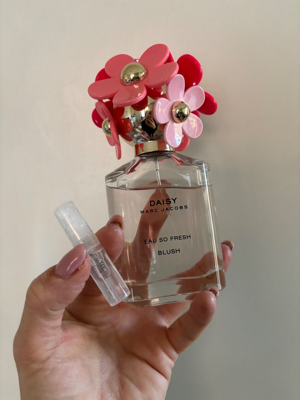 Marc Jacobs Parfum & Eau de Toilette: Marc Jacobs Daisy Eau So Fresh Blush-EDP - Duftprobe 2ML – Gebraucht aus Zürich von deruja