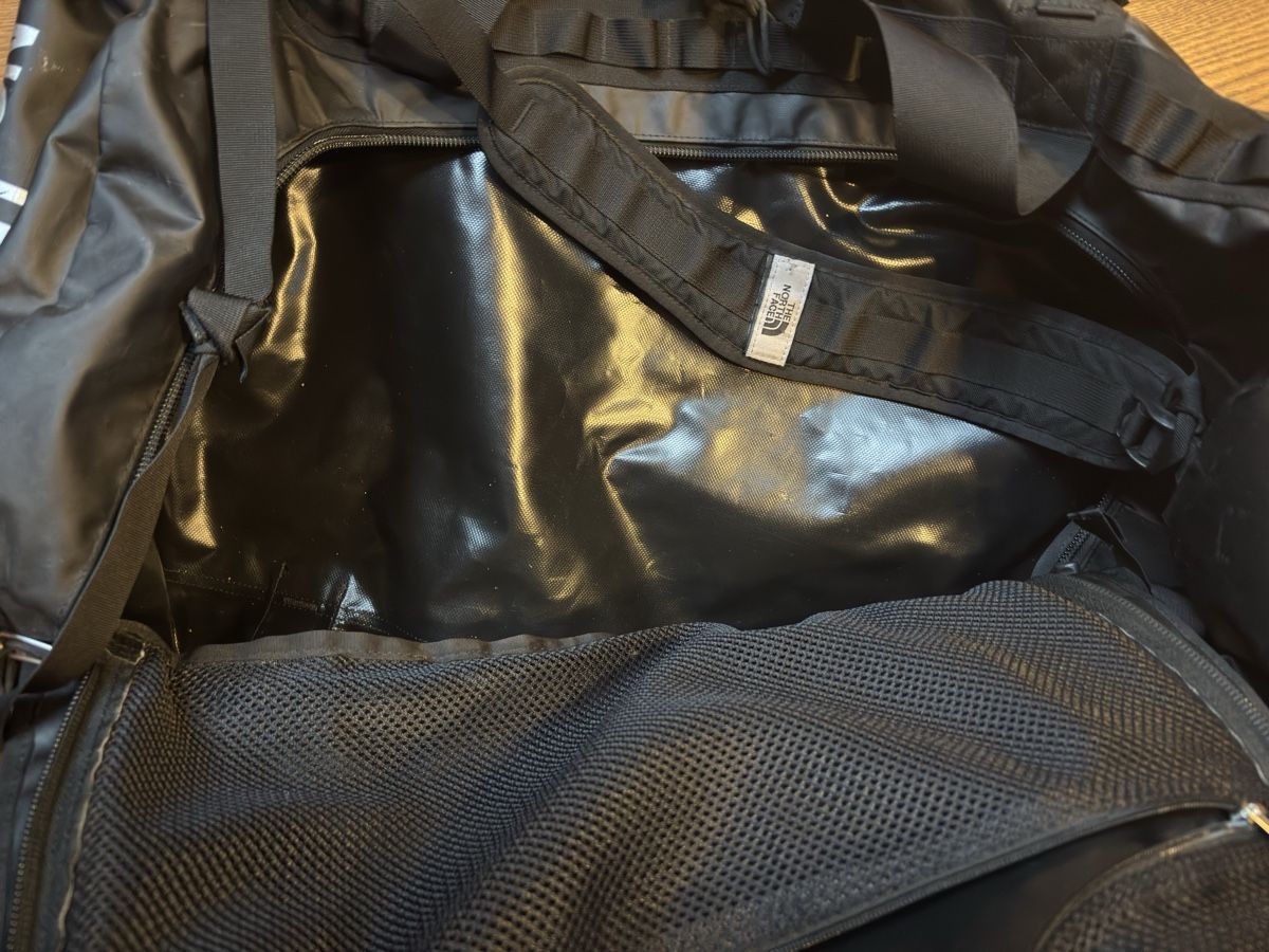 North Face Taschen: The North Face Duffel Bag - L – Gebraucht aus Engelberg von mrn4 3