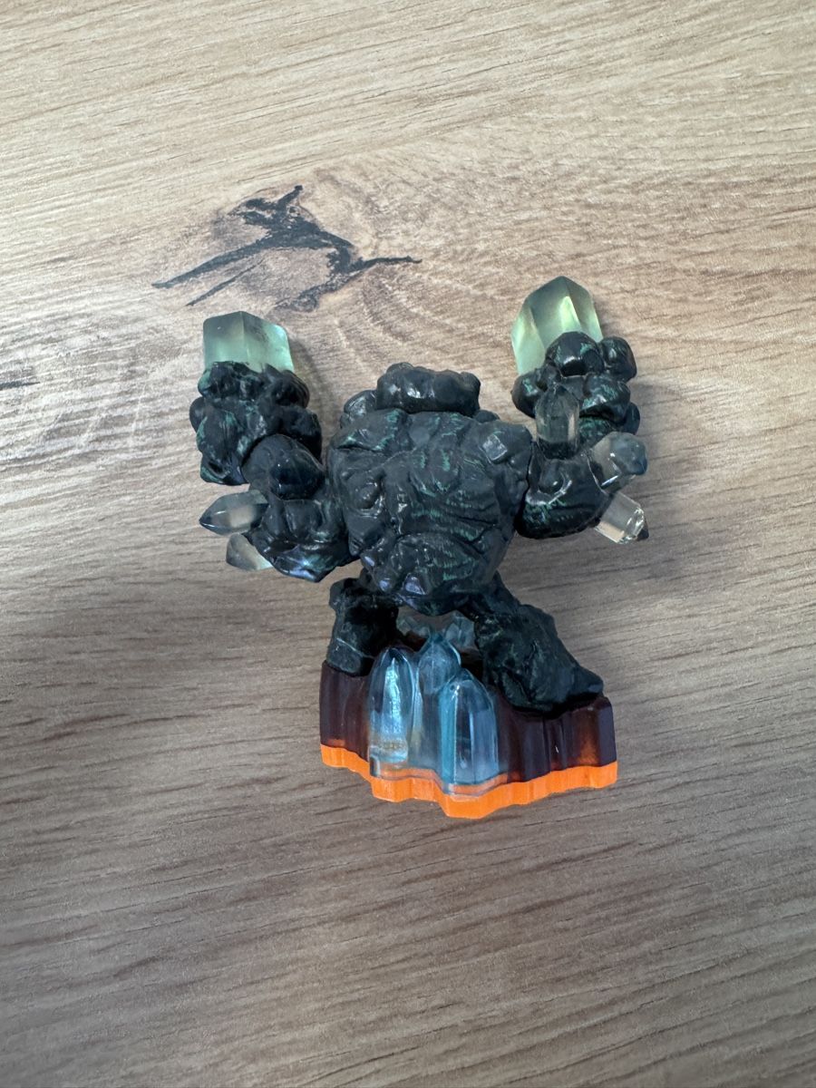 Statuette: Skylanders Giants - Thumpback - Figur – Usato da Biberist venduto da etesummer 1