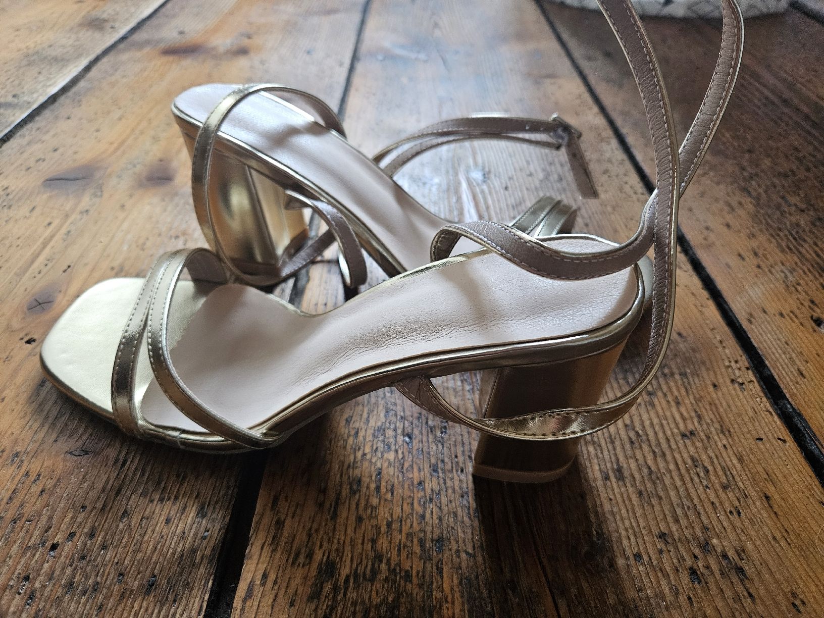 Scarpe da donna: Schuhe 👟 NEU – Nuovo e nell'imballaggio originale da Hinwil venduto da isa_tf9f 2