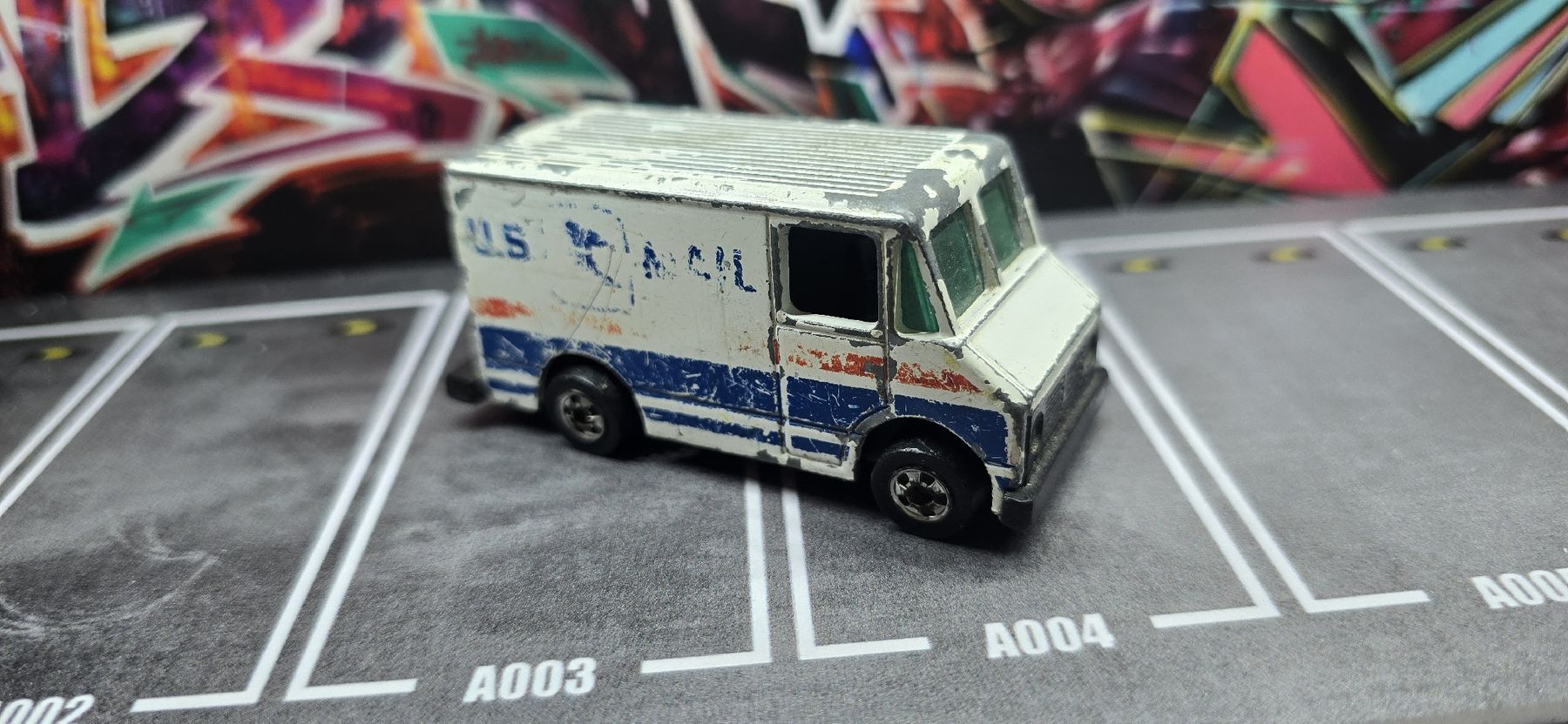 Hot Wheels Modellini d'auto: Hot Wheels USPS US Mail Truck – Usato da Frauenfeld venduto da ufo_yk6c