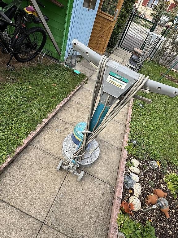 Alle Maschinen: Reinigungs/Poliermaschiene – Gebraucht aus Liestal von oem_gcx8 3