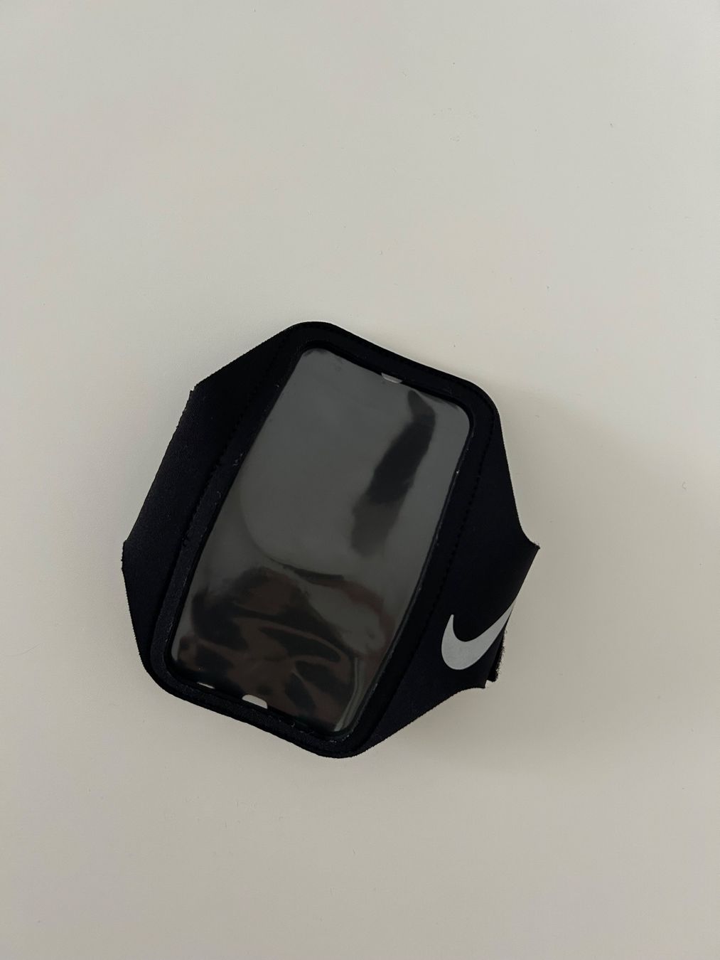 Nike Nastri decorativi: Nike Performance LEAN ARM BAND – Usato da Zürich venduto da _nathalie_
