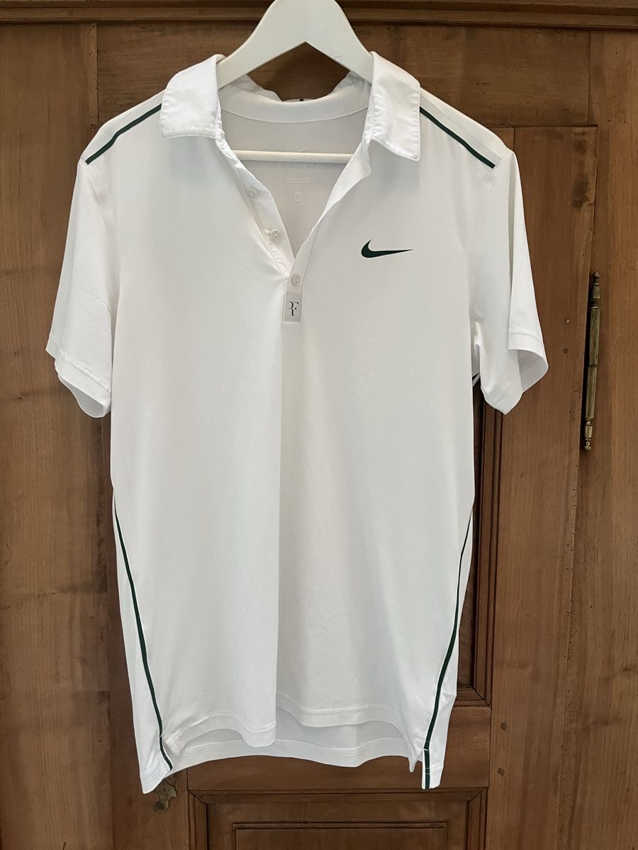 Nike T-shirt: T-Shirt von Nike, Roger Federer – Usato da Bonstetten venduto da lala_123