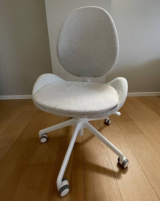 Sedie: Chaise de bureau IKEA HATTEFJÄLL  blanc / tissu beige clair – Usato da Jussy venduto da bru_xl8z