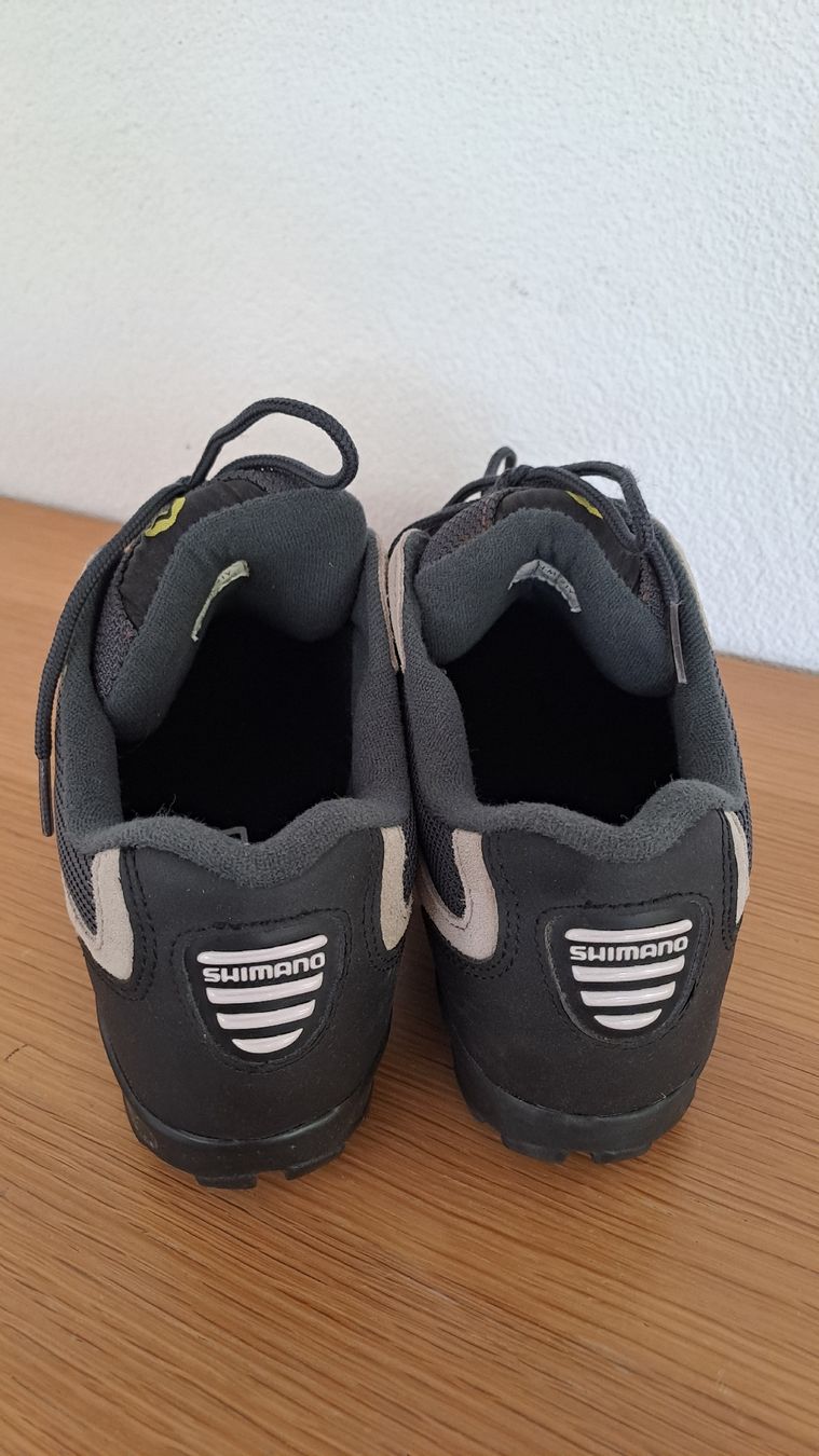 Shimano Chaussures hommes: Veloschuhe Gr.46 – D'occasion à Unteriberg par 12Schneehasen 2