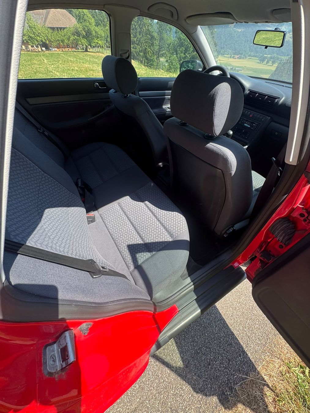 Audi Autos: Audi A4 b5 1.8l Ab MFK! – D'occasion à Riggisberg par Linaaagxi 7