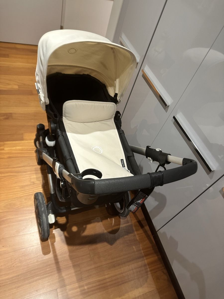 Bugaboo Carrozzine: Bugaboo Buffalo Kinderwagen inkl. Zubehör hell & dunkel – Usato da Zollikon venduto da anj_lvl8 1