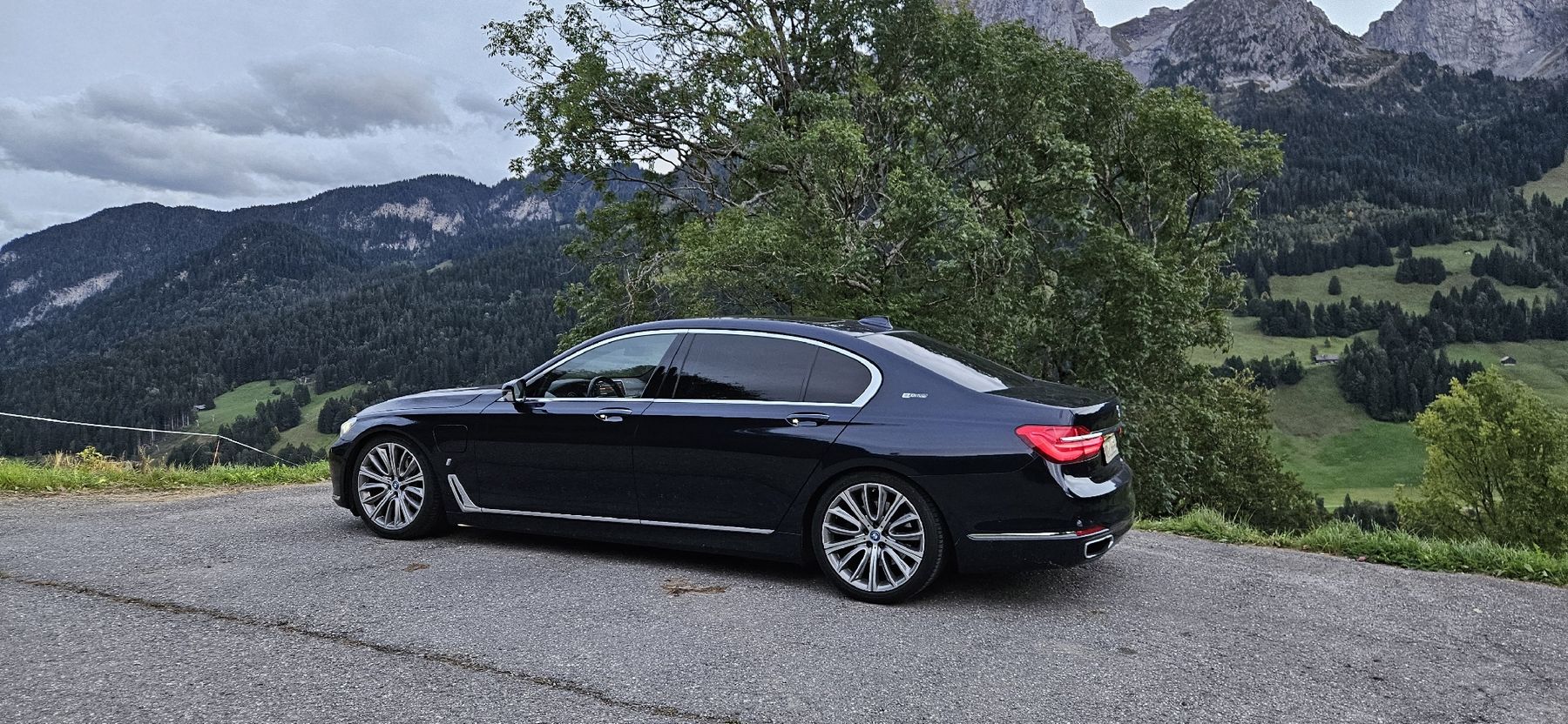 BMW Automobili: BMW 740LE Xdrive – Usato da Rougemont venduto da 911__ 1