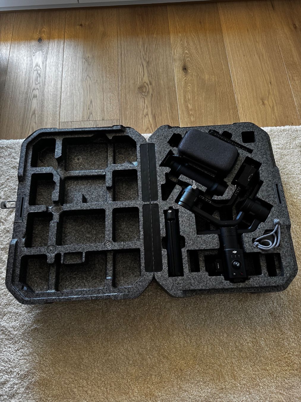 DJI Altri Accessori: DJI Ronin-S Gimbal – Usato da Derendingen venduto da nini.22 1