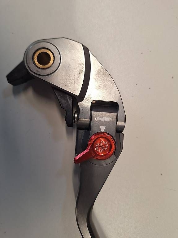 Toutes les pièces détachées moto: HP Performance Bremshebel – D'occasion à Brunnen par honda06 2
