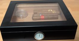 Humidor schwarz mit Hygrometer gebraucht