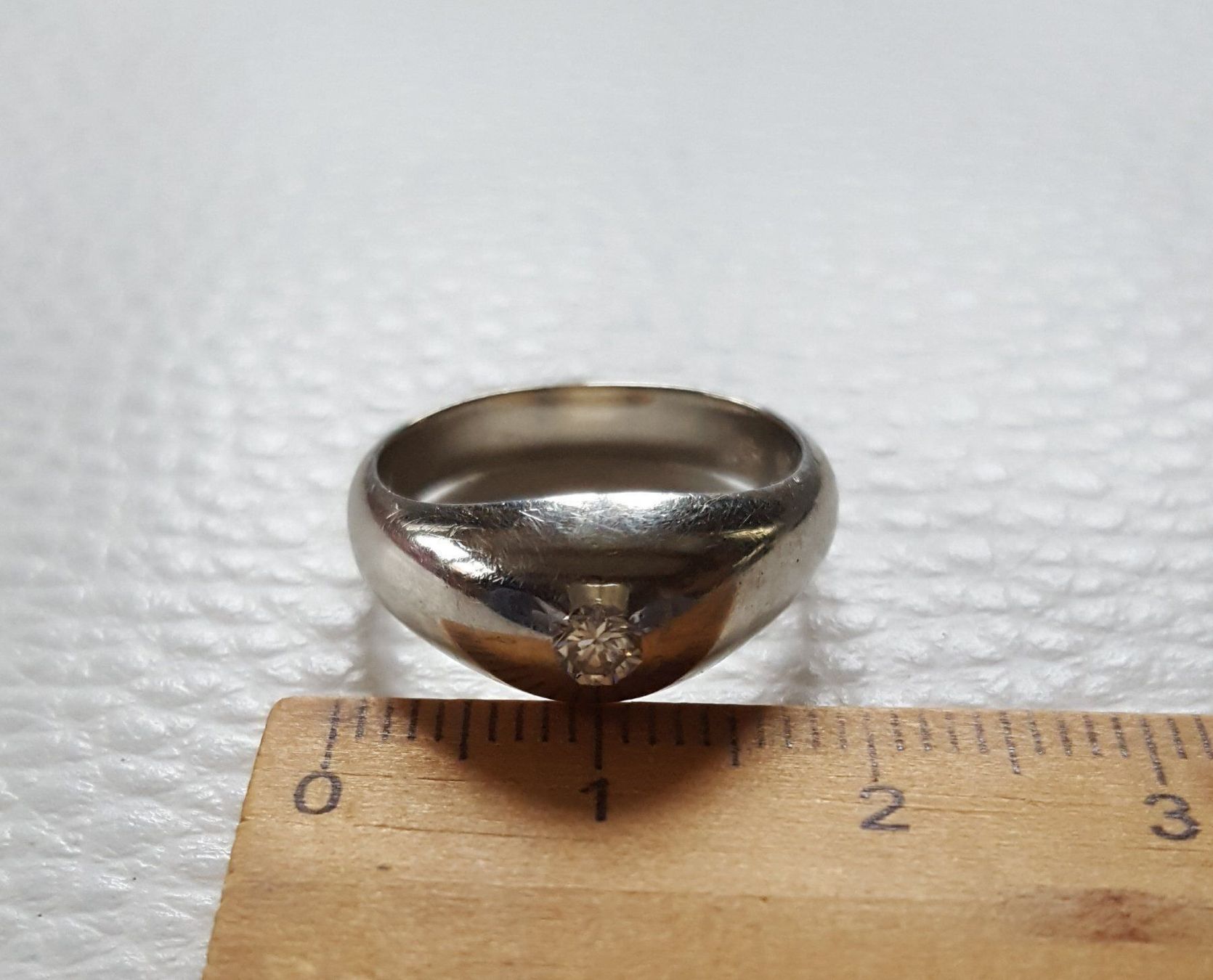 Anelli: Gold 750 Massiv Ring Mit Brillant – Nuovo e nell'imballaggio originale da Wald ZH venduto da Dasilver
