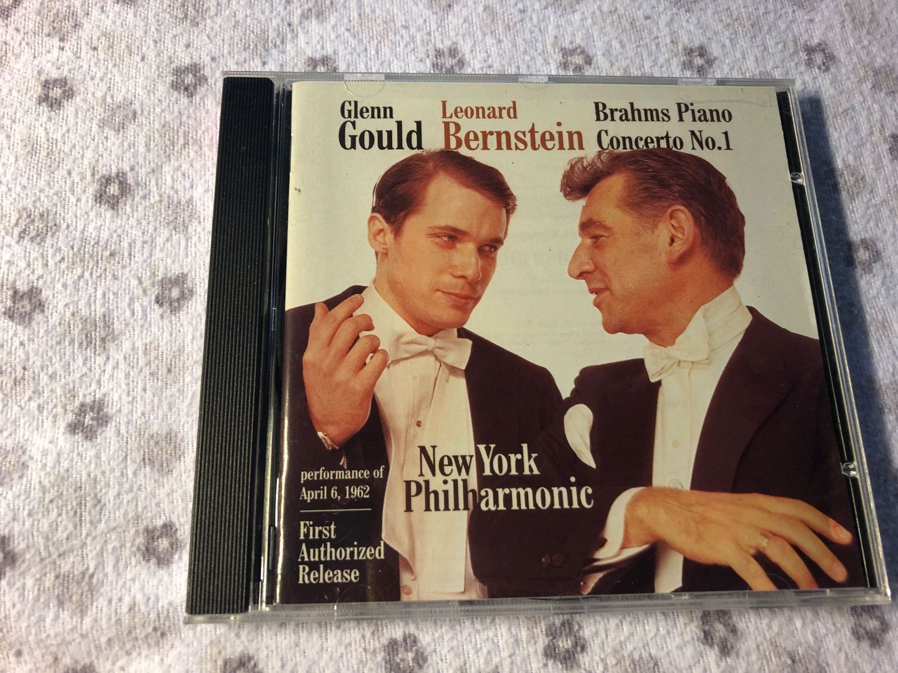 CD: Gould Bernstein Brahms Klavierkonzert Nr. 1 CD – Usato da Schübelbach venduto da Bemafaja