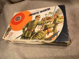 Airfix 1/32 Japanische Infanterie (1973) – Sammlerzustand