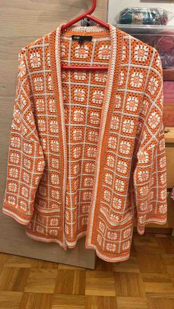 Cardigan Maje in maglia uncinetto arancione, nuovo