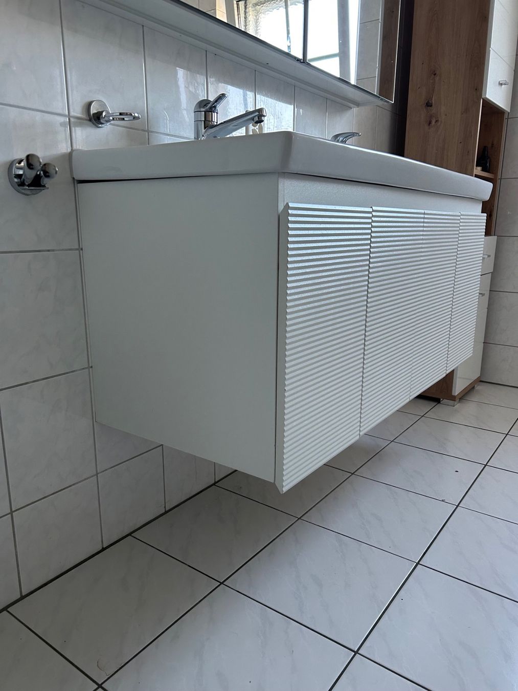 Mobili per bagno: Waschbeckenunterschrank – Usato da Gutenswil venduto da stromer03 3