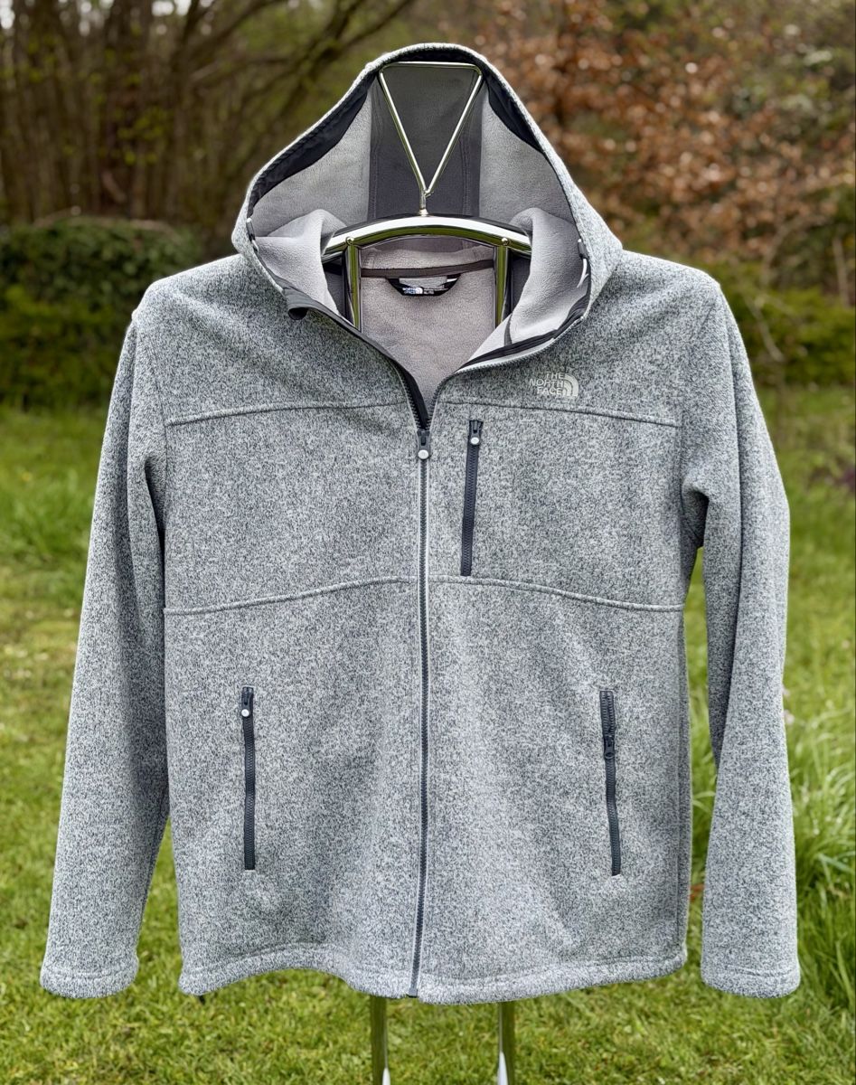 North Face Giacche: The North Face Strickfleece Jacke XL – Nuovo (secondo la descrizione) da Grüt (Gossau ZH) venduto da Rocks55