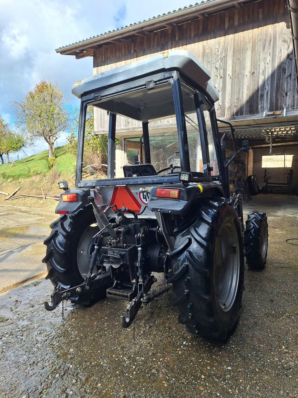 Tracteurs: Traktor 4x4 für Export – D'occasion à Ufhusen par Caliban86 1