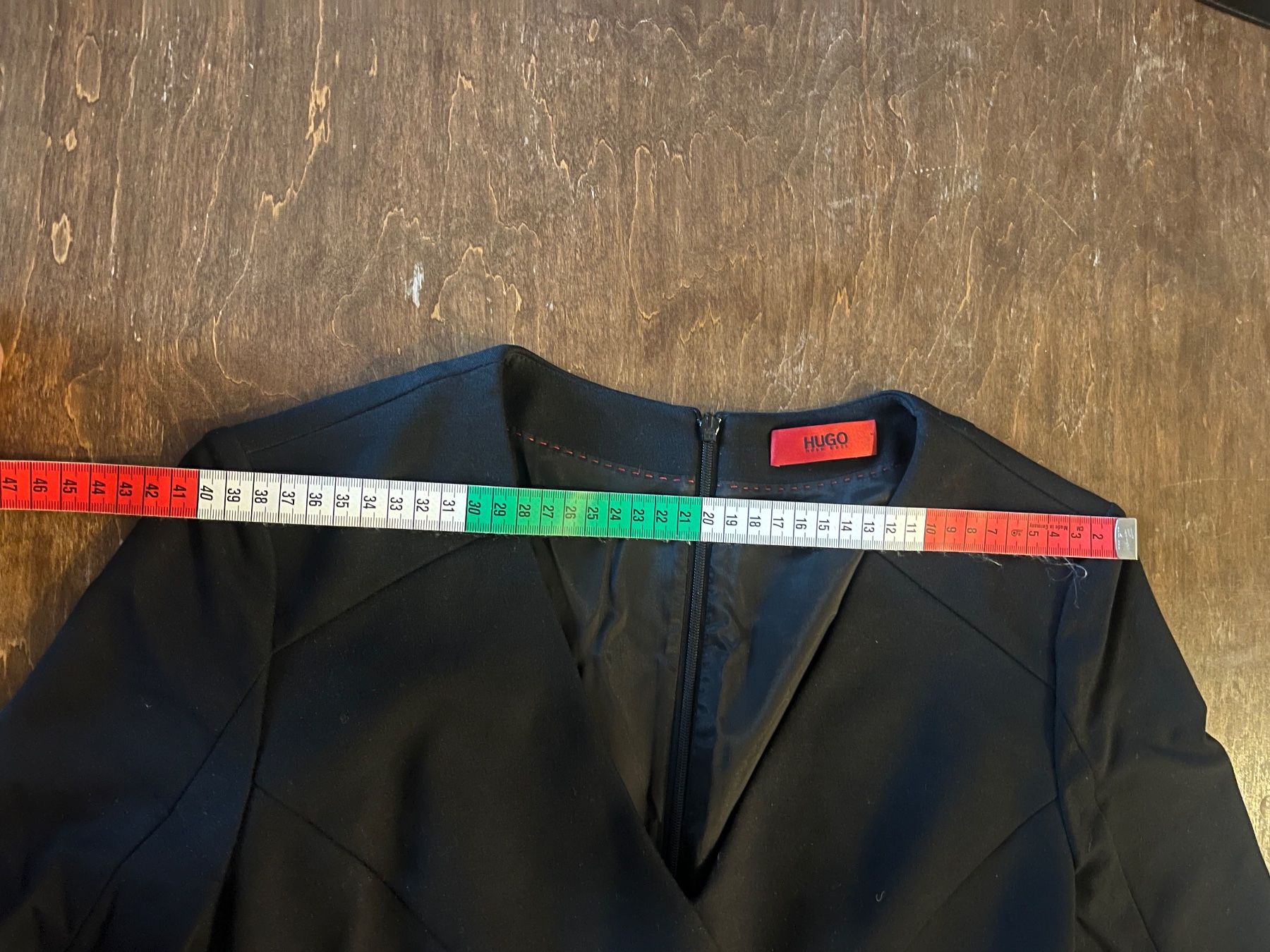 Hugo Boss Vestiti: Kleid von HUGO BOSS in Grösse 34 – Usato da Basel venduto da barracuda360 8