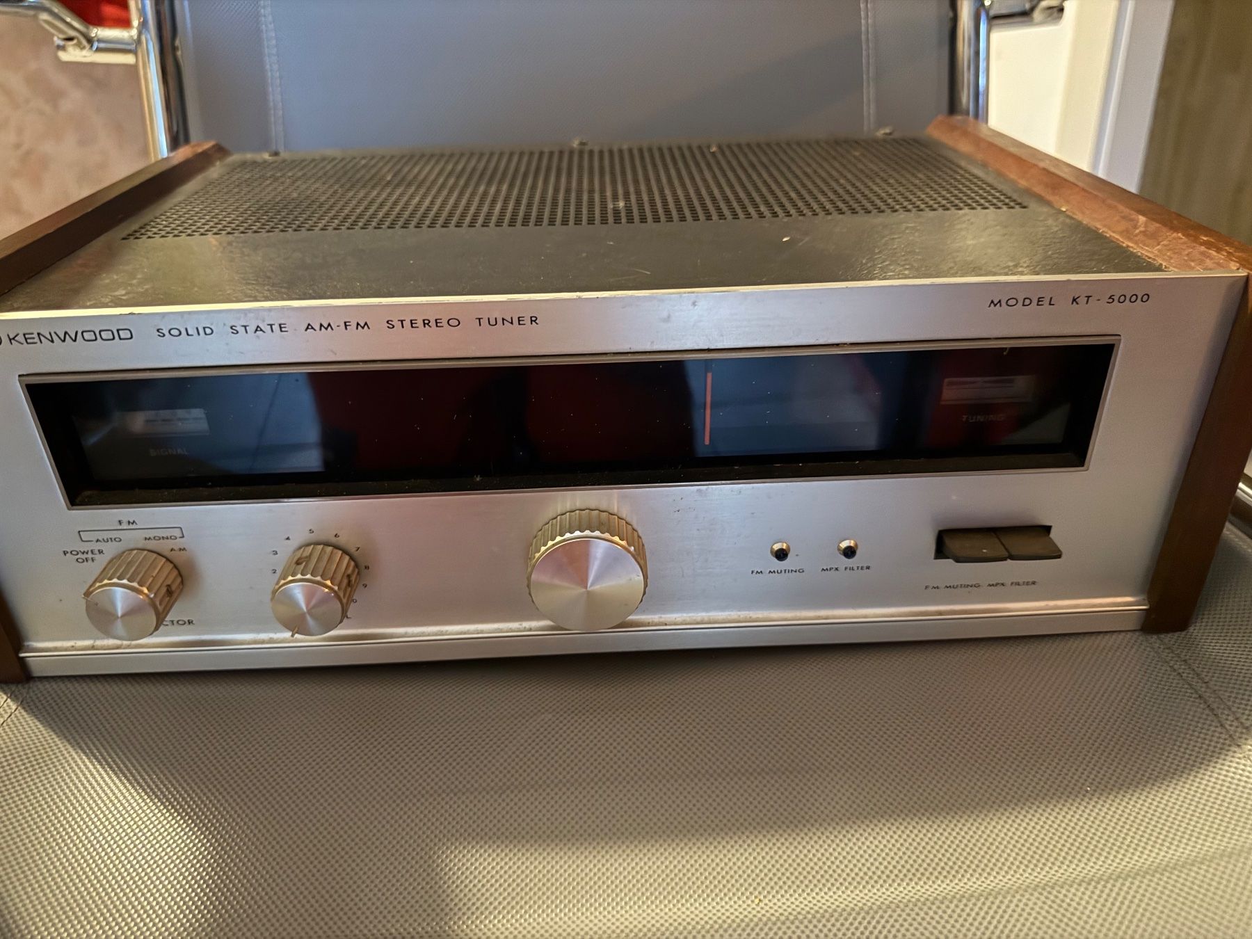 Kenwood Radio: Kenwood Solid State KT-5000 Tuner – Usato da Embrach venduto da Tom1717