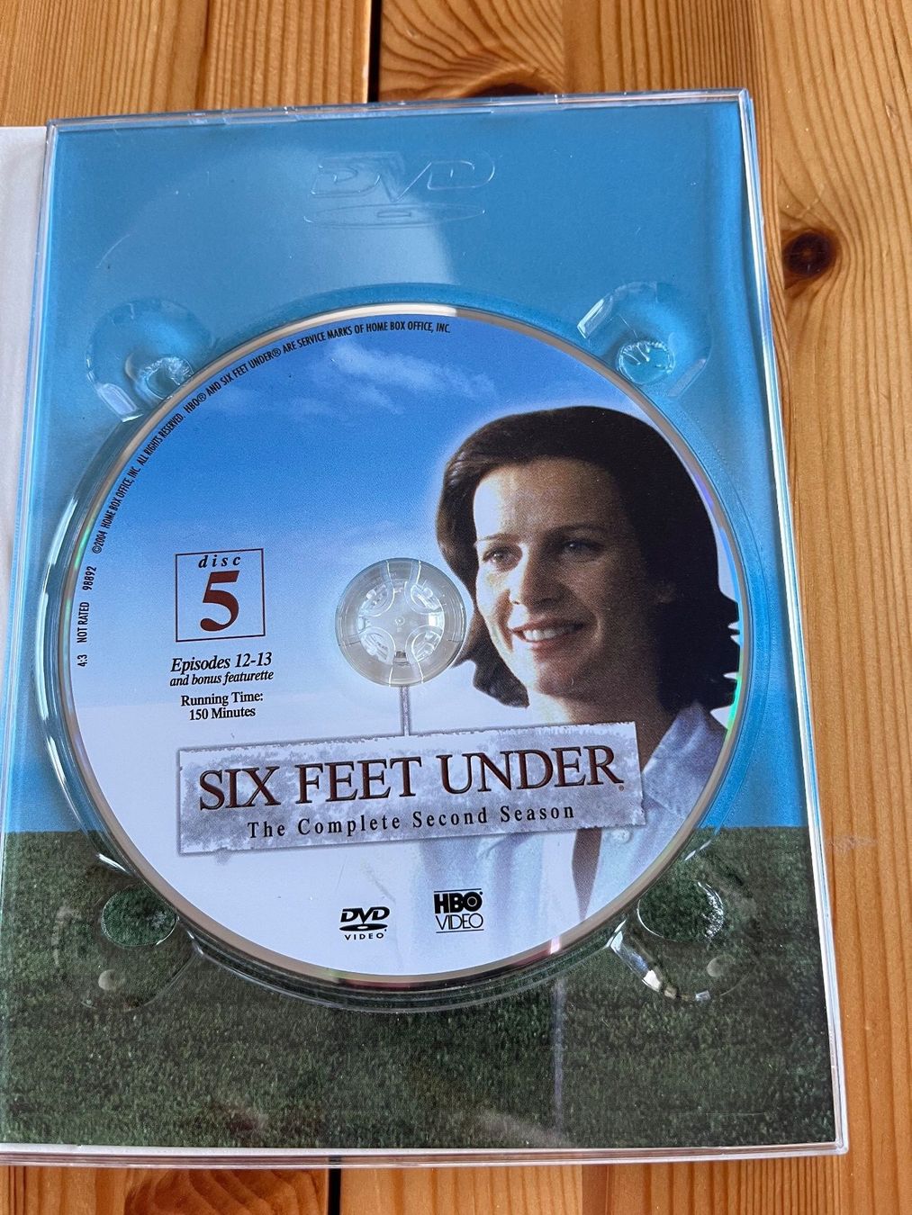 Tutti i DVDs: Six Feet Under Season 2 – Usato da Zürich venduto da Gurkis 5