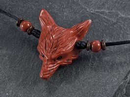 Wolfskopf Kette aus rotem Jaspis - Wolf Schmuck