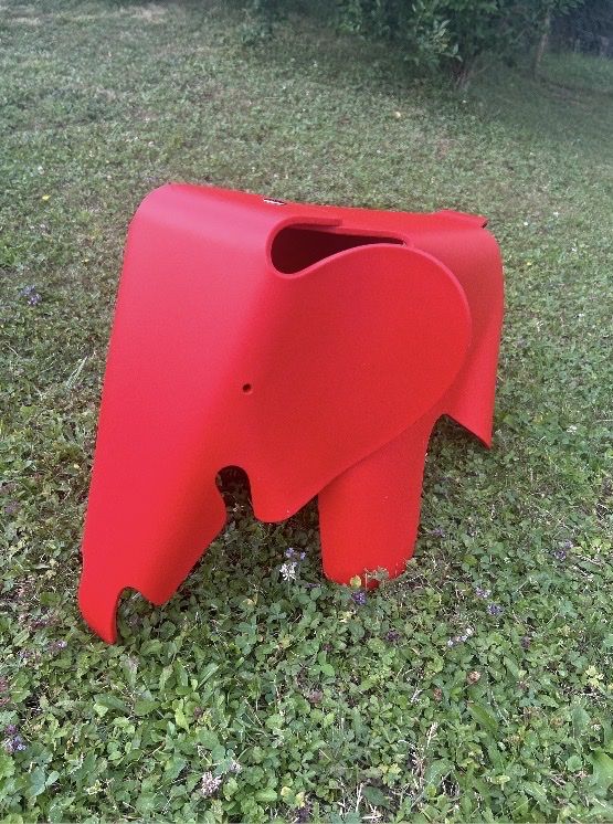 Vitra Sgabelli: Vitra Elefant rot Kinderhocker Charles & Ray Eames Design – Nuovo (secondo la descrizione) da Herrliberg venduto da caricaro76