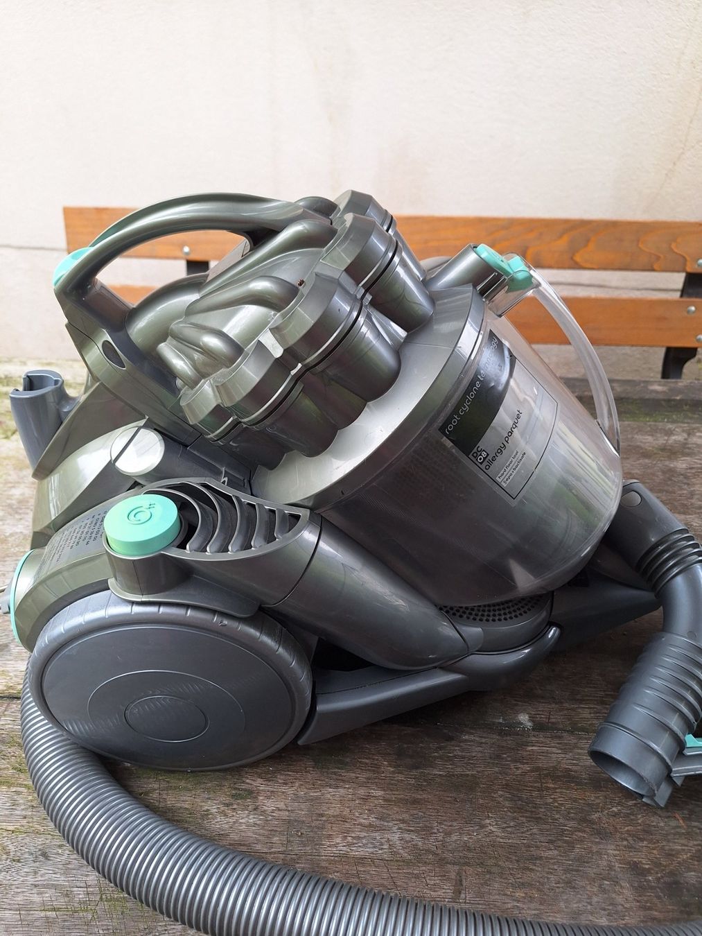 Dyson Staubsauger & Zubehör: DYSON  DC 08 STAUBSAUGER – Gebraucht aus Huttwil von  1
