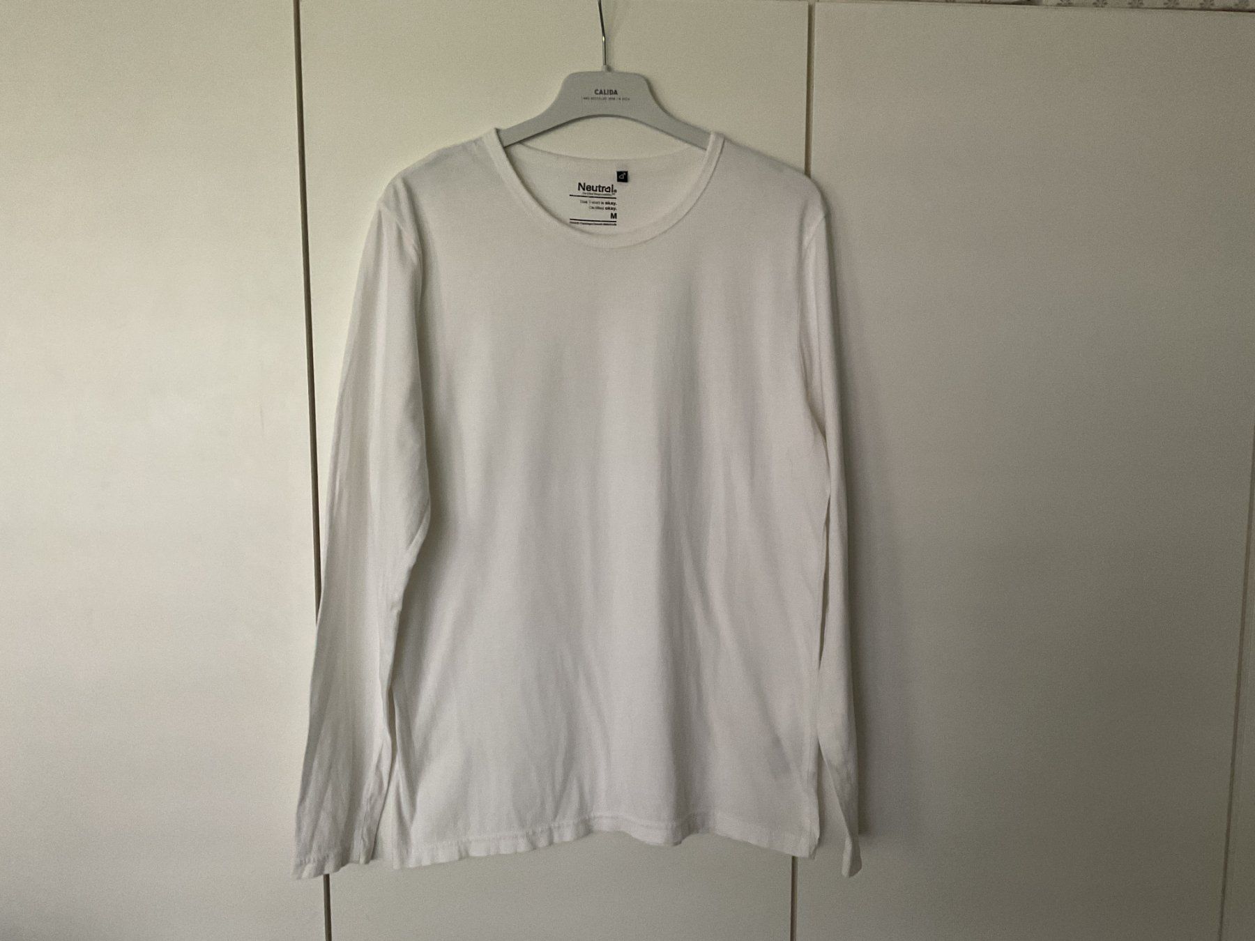 T-shirts: Neutral - Basic T-Shirt langarm, weiss - Gr. M – D'occasion à Walchwil par Budy7 1