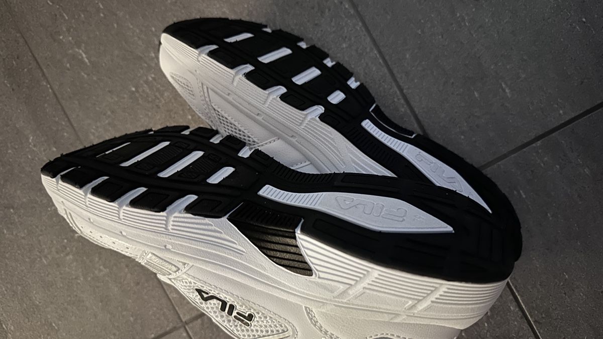 Fila Damenschuhe: Fila Sneakers Gr. 39 – Neu (gemäss Beschreibung) aus Pfungen von nik_9wv9 2