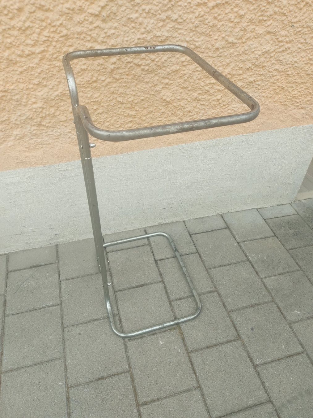 Poubelles: Verzinkten Abfallsackhalter 120-Liter-Abfallsäcke – D'occasion à Rheinau par profitronic.shop 5