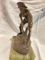 Bronze figurale Skulptur, "Fischer mit Netz", J. Deischler