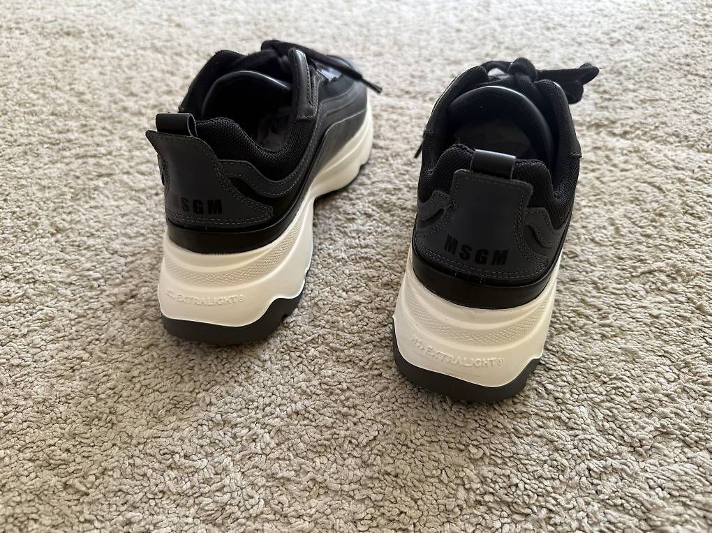 Scarpe da donna: MSGM trendy chunky sneakers – Usato da Uster venduto da den_9jkr 2