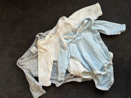 3 Langarm Bodys Set Grösse 50/56, Newborn, blau Kleiderpaket