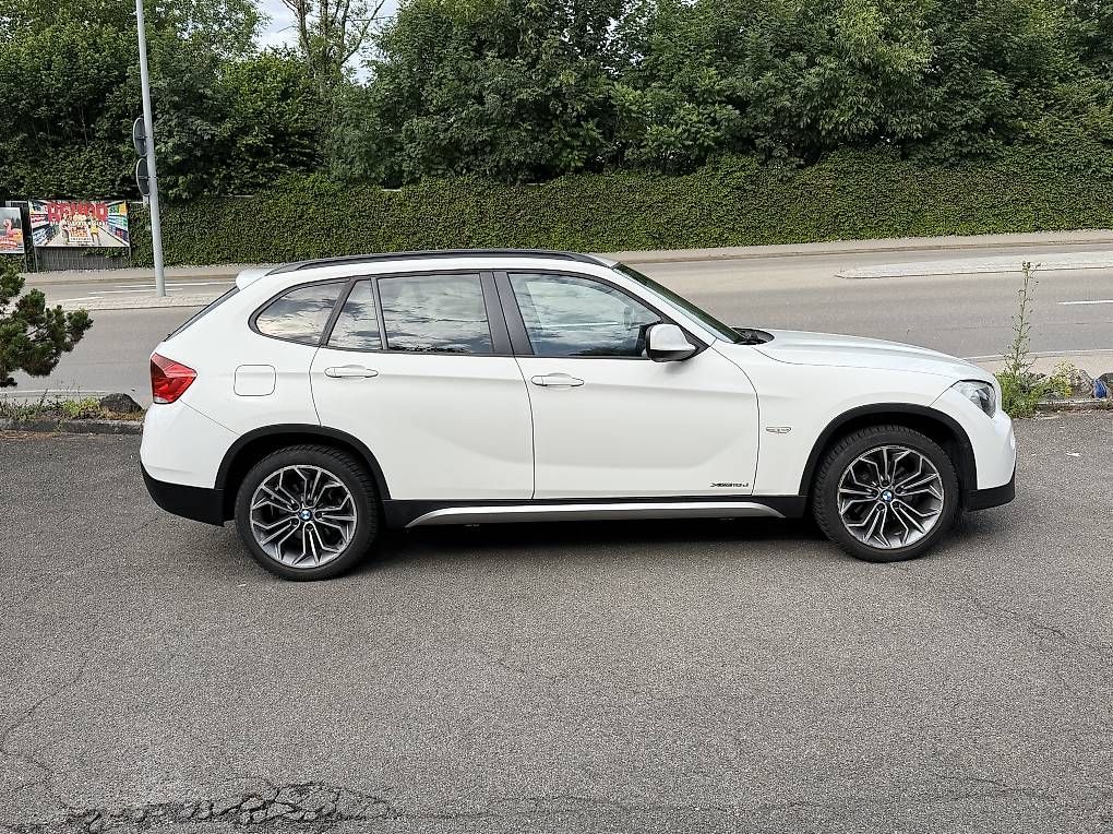 BMW Automobili: BMW X1 xDrive18d, MFK 08.2025 – Usato da Zürich venduto da jes_7y5f 1