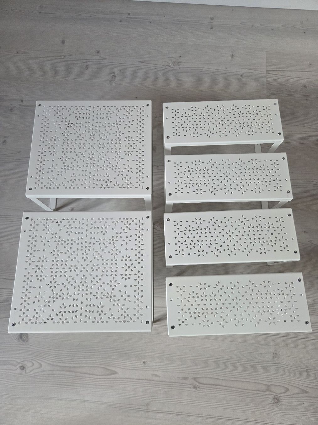 Scaffali: Ikea Regaleinsatz Variera weiss – Usato da Orpund venduto da Stibe_27 1