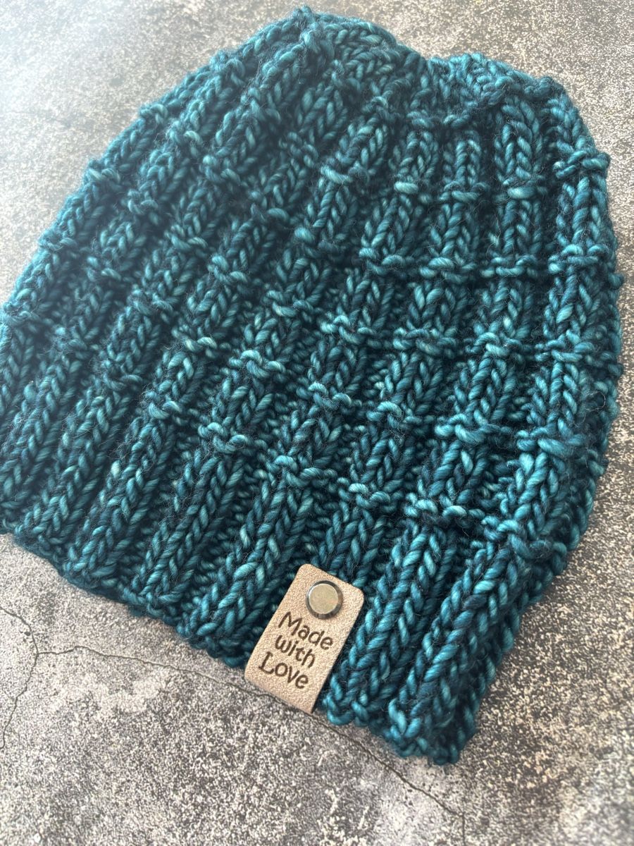 Copricapi, berretti & cappellini: Beanie neuf 100% merino pièce unique – Nuovo e nell'imballaggio originale da Randogne venduto da BonnieG 4